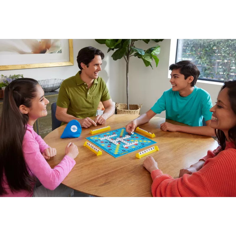 Galda spēle Scrabble Pokémon, klasiska vārdu spēle ar diviem spēles veidiem 2-4 spēlētājiem, vācu izdevums