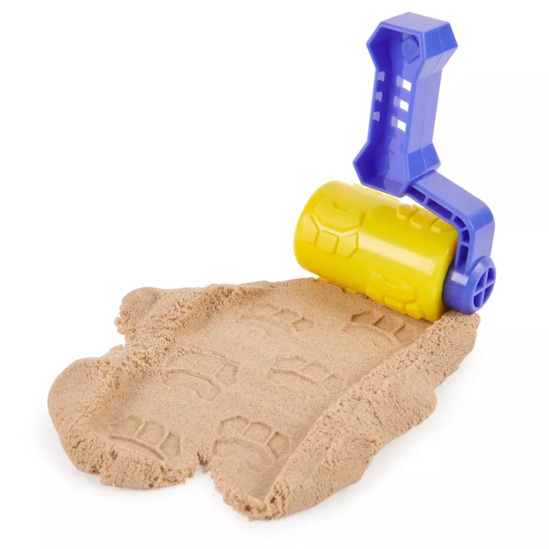 Rotaļu figūru komplekts Usorteret Rubble un Mix ar 85 g Kinetic Build‑It smiltīm un 2 rokas būvēšanas rīkiem — 3+ gadiem