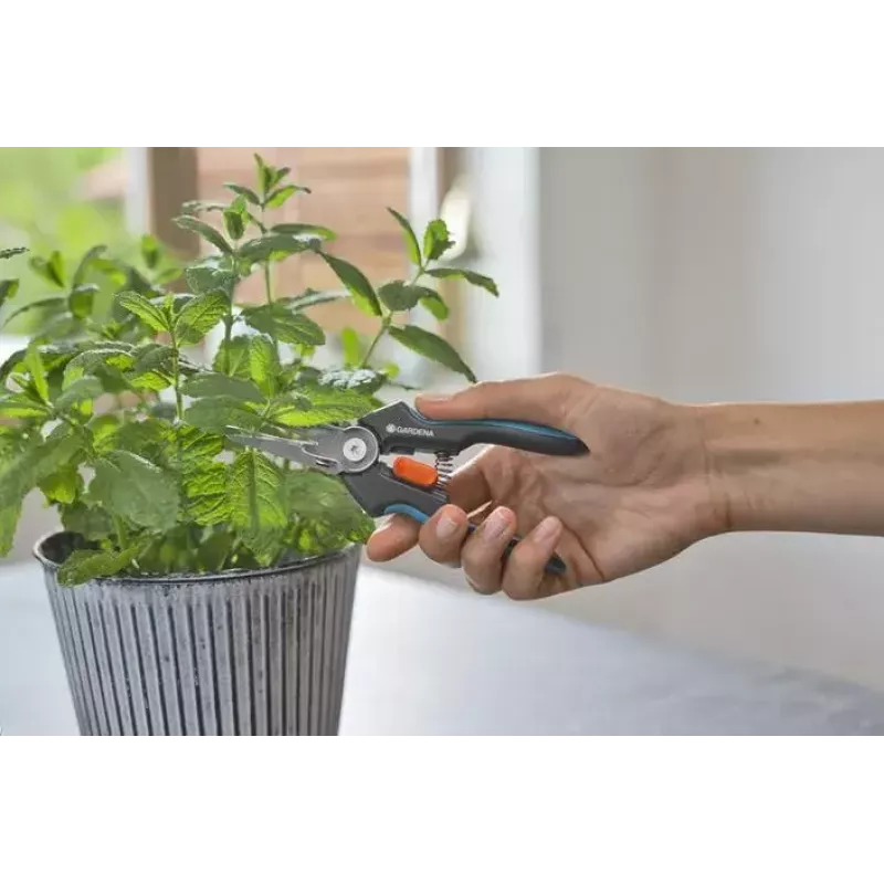 Dārza šķēres Gardena GripCut 12213-20 Plastmasas rokturis Melns Zaļš Nerūsējošā tērauda asmens