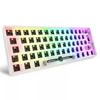 Kompakta 60% vadu tastatūra Sharkoon SKILLER SGK50 S4 — QWERTY vācu izkārtojums, RGB fona apgaismojums, USB, 1.5 m kabelis, balta