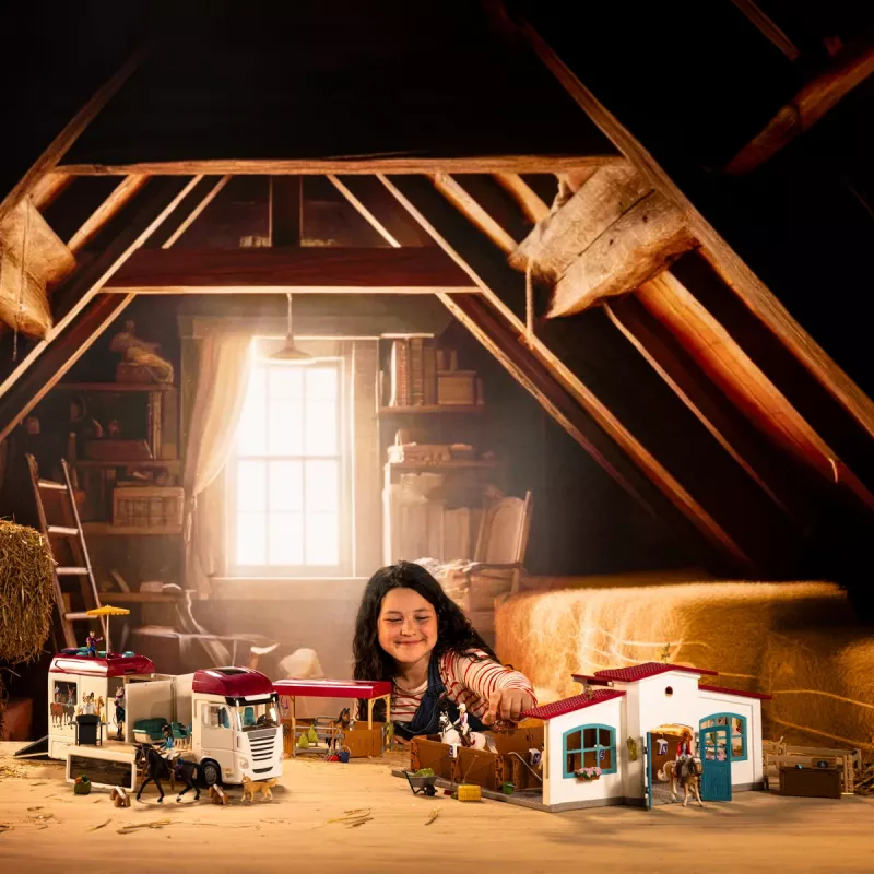 schleich HORSE CLUB Zirgu Transports