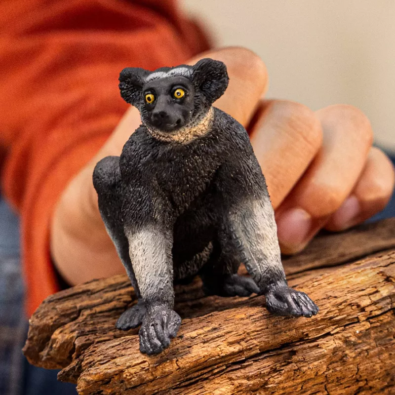 Schleich WILD LIFE Indri figūriņa daudzkrāsaina 14877S