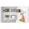 Bosch Serie 4 KUR21VFE0 ledusskapis iebūvējamais 134 L Balts