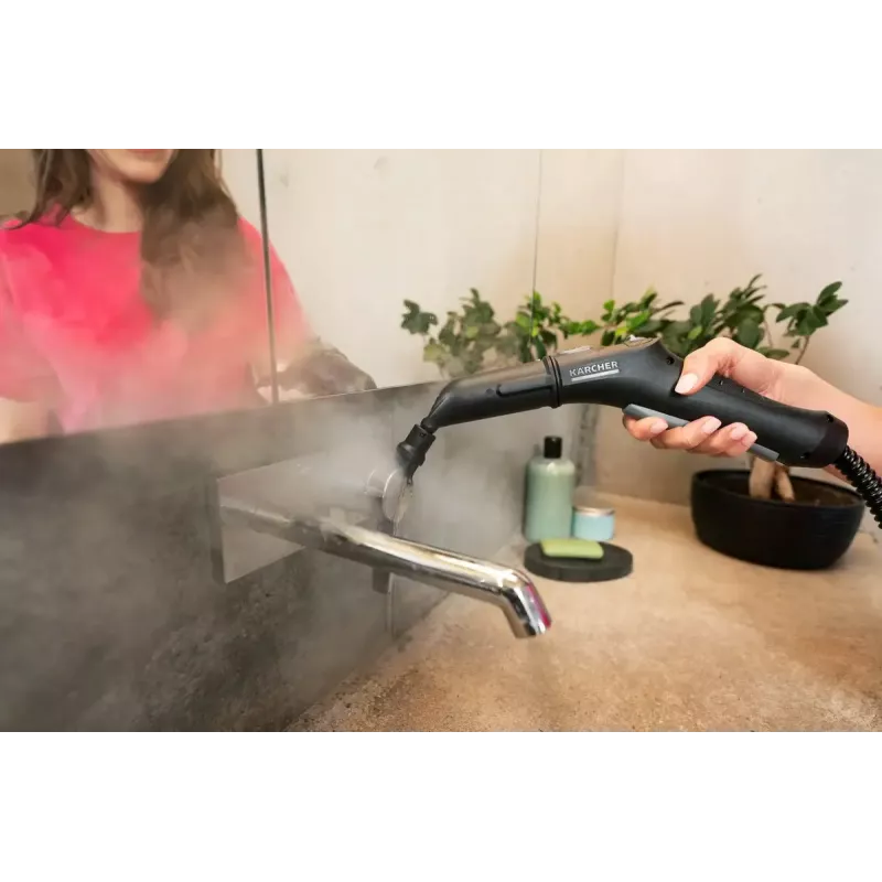 Kärcher SC 4 Deluxe Iron tvaika tīrīšanas ierīce, 2250 W, balta/melna, ar EasyFix grīdas komplektu un tvaika gludekli