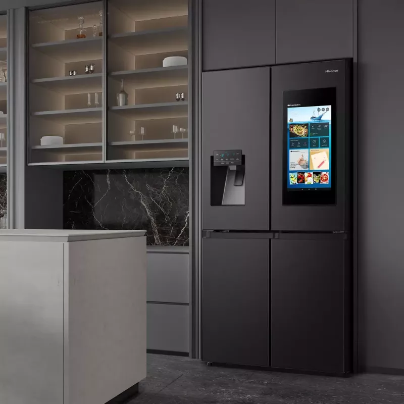 Hisense RQ760N4IFE brīvstāvošs vairāku durvju ledusskapis, 577 L, melns