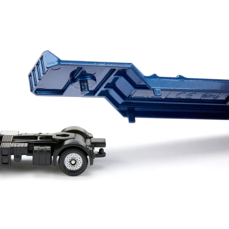 Siku MAN kravas auto ar ekskavatoru-iekrāvēju, 1:87