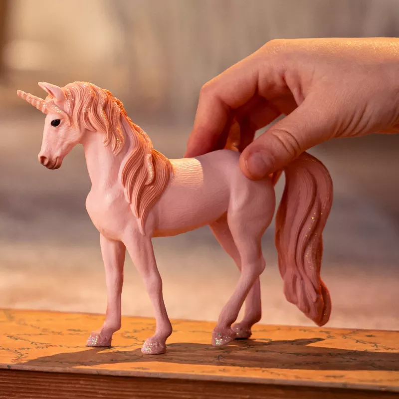 Schleich BAYALA Vienradža ķēve Peach rotaļu figūriņa, ieteicams no 5 gadiem