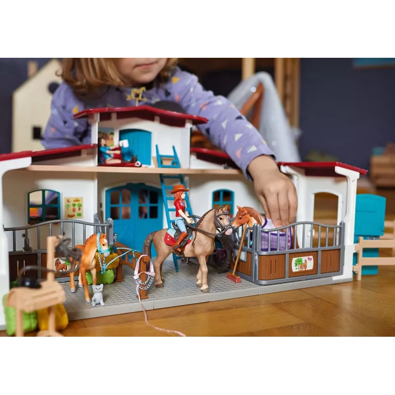schleich HORSE CLUB Lakeside Riding Center — Jāšanas centrs pie ezera