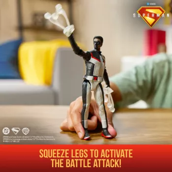 DC Comics SUPERMAN Mr. Terrific Epic Strike Action Figūra, 15 cm, Autentisks Filmas Stils, 2 Aksesuāri, Rotaļlieta Bērniem no 4 Gadiem