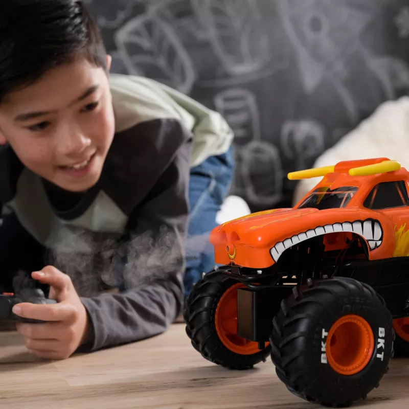 Monster Jam El Toro Loco RC Monster Truck ar dūmu efektu, 1:15 mērogs