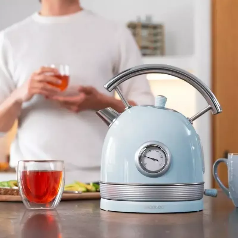 Cecotec tējkanna 1,8 L 2200 W gaiši zila