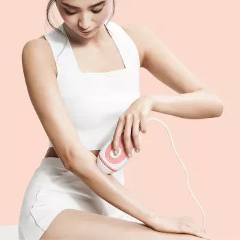 Braun Silk-expert Pro Silk-expert Mini IPL matu noņemšanas iekārta, rozā, balta