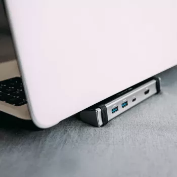 Canyon DS-3 USB 3.2 Gen 1 Type-C pelēks 4K Ultra HD centrmezgls
