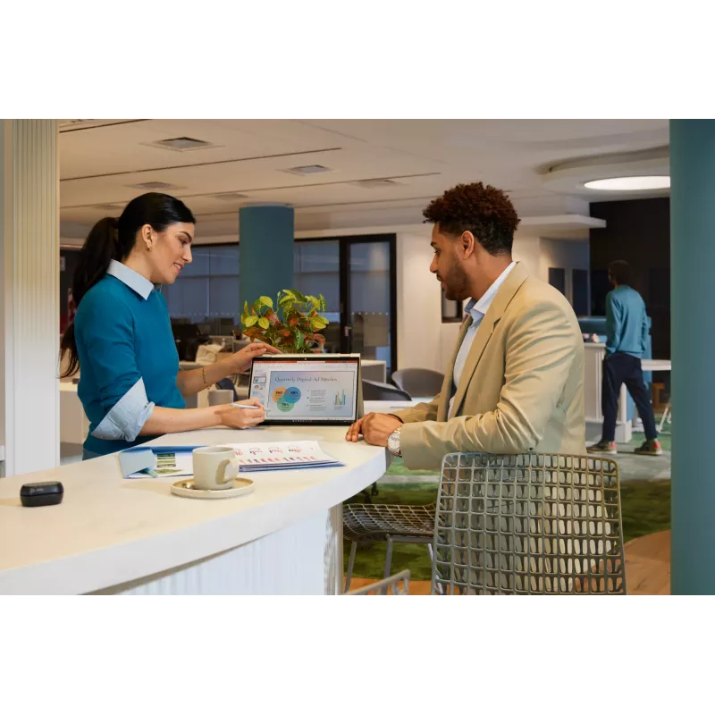 HP EliteBook X Flip G1i Next Gen AI PC Copilot+ PC Intel Core Ultra 7 258V hibrīdklēpjdators 35,6 cm (14 collu) skārienekrāns WUXGA 32 GB LPDDR5x-SDRAM Wi-Fi 7 (802.11be) Windows 11 Pro sudraba krāsā