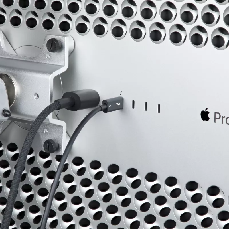 StarTech.com 1m Thunderbolt 5 kabelis, 80Gbps/līdz 120Gbps, 240W PD, 8K 60Hz, sertificēts Thunderbolt kabelis - saderīgs ar Thunderbolt 4/USB4/USB-C