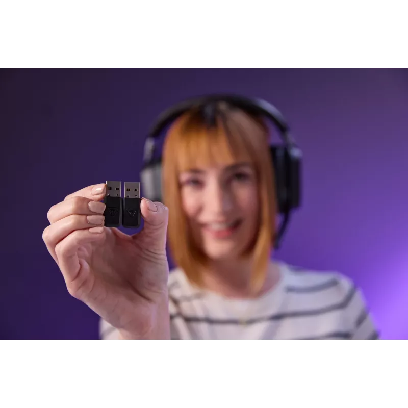 Turtle Beach Stealth 700 Black bezvadu spēļu austiņas PC, PS5, PS4 un mobilajām ierīcēm ar līdz 80 stundu akumulatoru, Bluetooth, diviem raidītājiem un 60 mm skaļruņiem