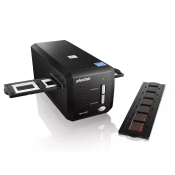 Plustek OpticFilm 8200i Ai filmu/slaidu skeneris 7200 x 7200 DPI melns