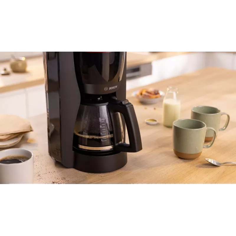 Pilienu kafijas automāts Bosch TKA3M133, 1.4 L ūdens tvertne, 15 tasīšu ietilpība, melns