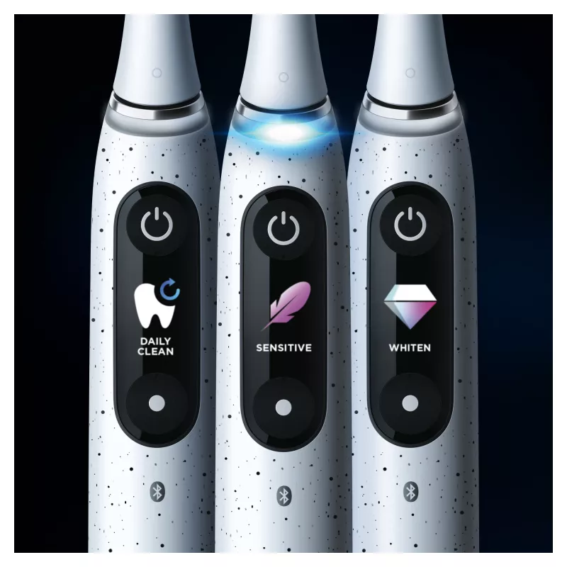 Oral-B iO Series 10 pieaugušo rotējoši-oscilējoša zobu birste, balta