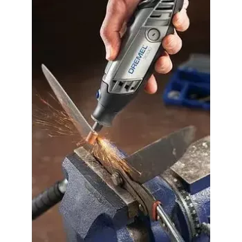 Slīpētājs Dremel 3000 komplektā