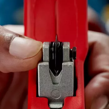 Cauruļu griezējs Knipex 90 31 03 BK misiņam, vara, tēraudam
