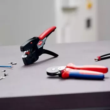 Knipex 12 72 190 kombinētās knaibles ar tērauda galvu un plastmasas rokturiem, melna/sarkana, 190 mm