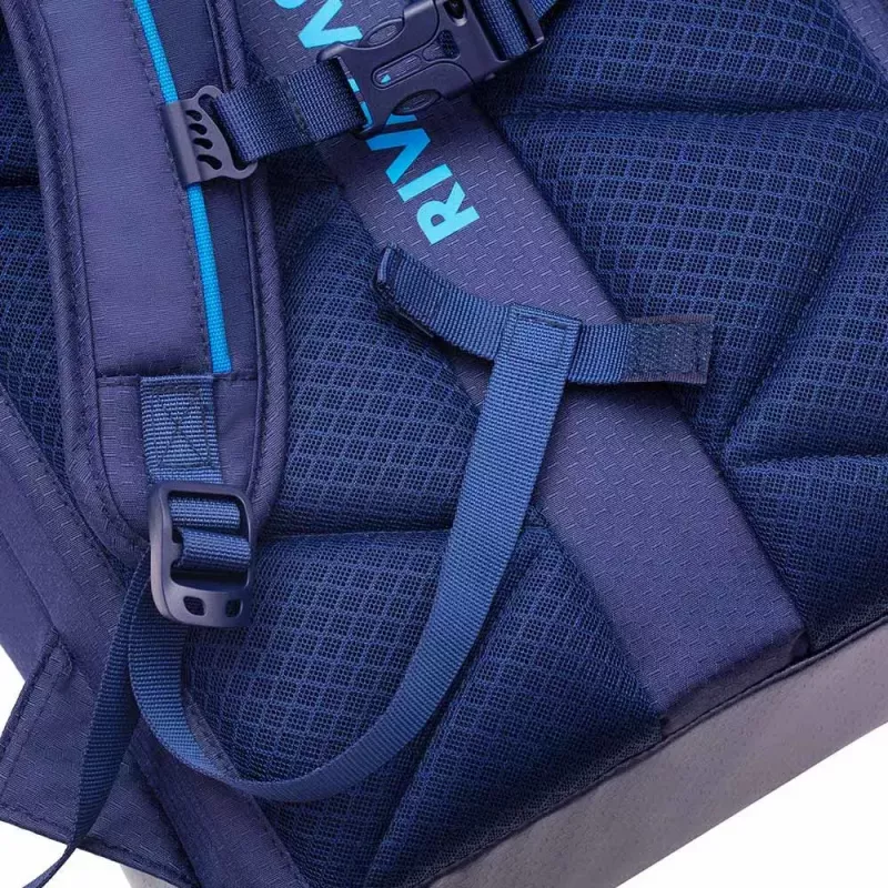 Mugursoma Rivacase Dijon 39,6 cm (15,6 inch) Zila 1 Nodalījums Rokturis Plecu Siksna