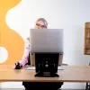 R-Go Tools Laptop statīvs R-Go Riser Document, ergonomisks, salokāms un regulējams statīvs ar dokumentu turētāju, melns