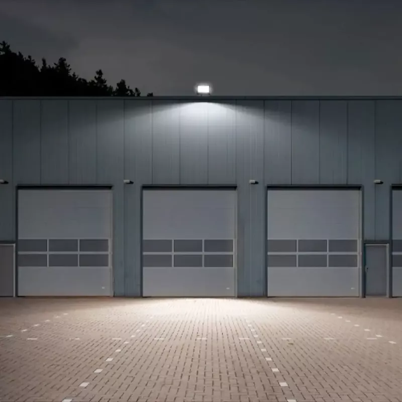 LED fasādes gaismeklis VISIONAL VS122-20W-40K — 20 W, 4000 K, 2200 lm