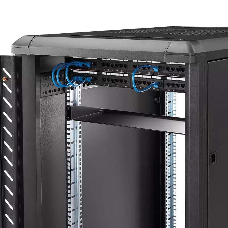 StarTech.com CABSHELF1U 1U servera statņa plaukts, fiksēts konsoles plaukts 19 collu statnim/skapim, dziļums 17,7 cm (7 collas), slodze 15 kg (33 mārciņas), ar būra uzgriežņiem un skrūvēm, melnā krāsā