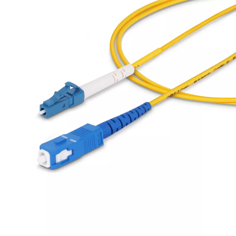 StarTech.com 5m LC-UC SC UPC OS2 vienmodas vienšķiedras optiskā kabeļa savienotājs, 9/125µm, 40G/100G, lieces nejutīgs, zems ievietošanas zudums - LSZH šķiedras lēciena vads