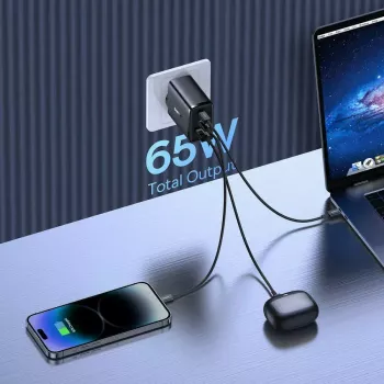Ātrais lādētājs Baseus Cube Pro 65W — 3 porti (2×USB-C, 1×USB-A), 110–240V, iekštelpu, melns, 0.154 kg