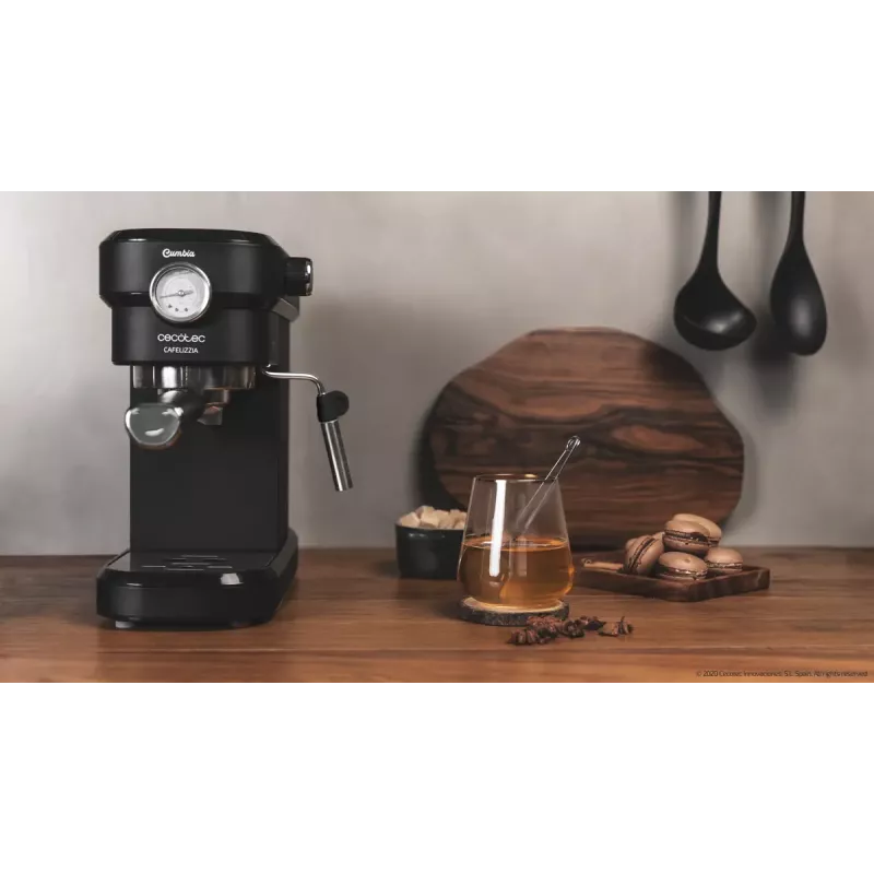 Cecotec Cafelizzia 790 Black Pro espresso aparāts, 1,2 l, 20 bar, melns