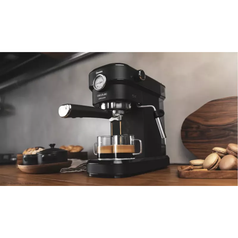 Cecotec Cafelizzia 790 Black Pro espresso aparāts, 1,2 l, 20 bar, melns