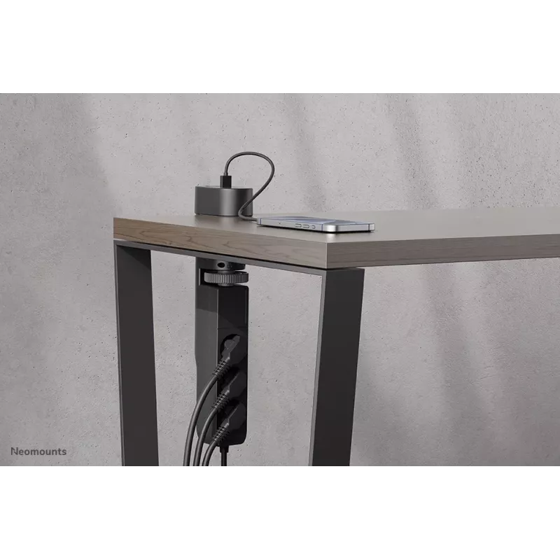 Neomounts DS22-840BL6 VOLT galda kontaktligzda ar skavu un USB-C / USB-A portiem - ātrā uzlāde
