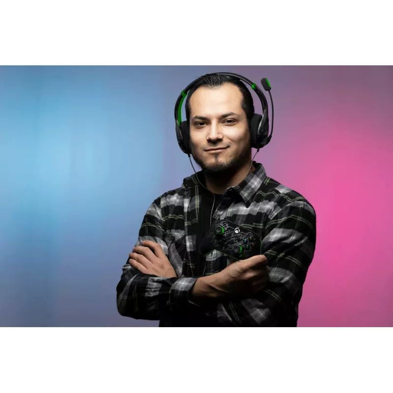 PDP vadu kontrolieris Neon Carbon Xbox un Windows 10/11
