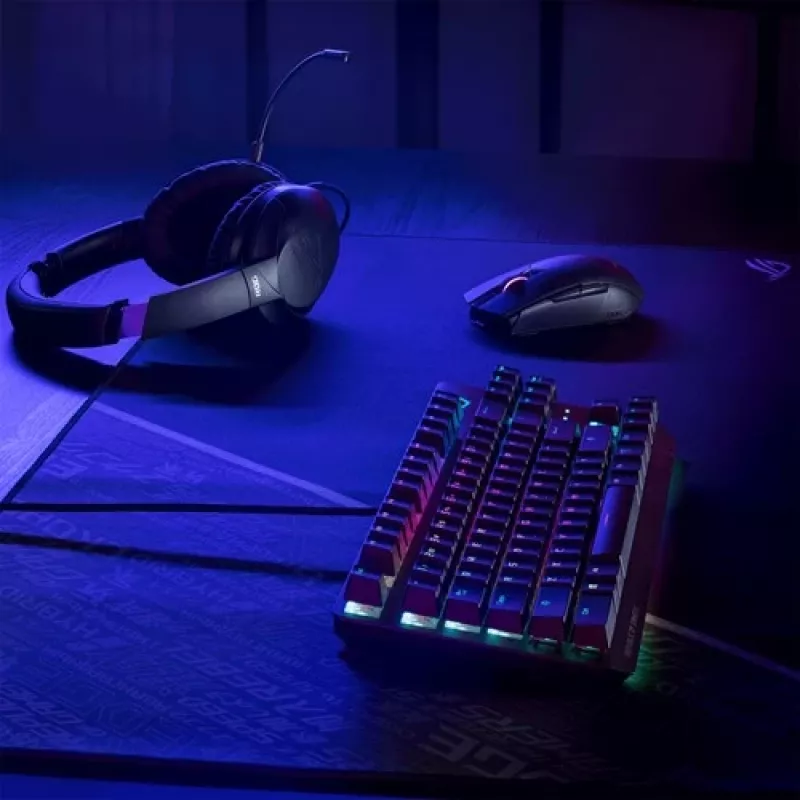 ASUS ROG Strix Go vadu spēļu austiņas ar USB-C, melnas