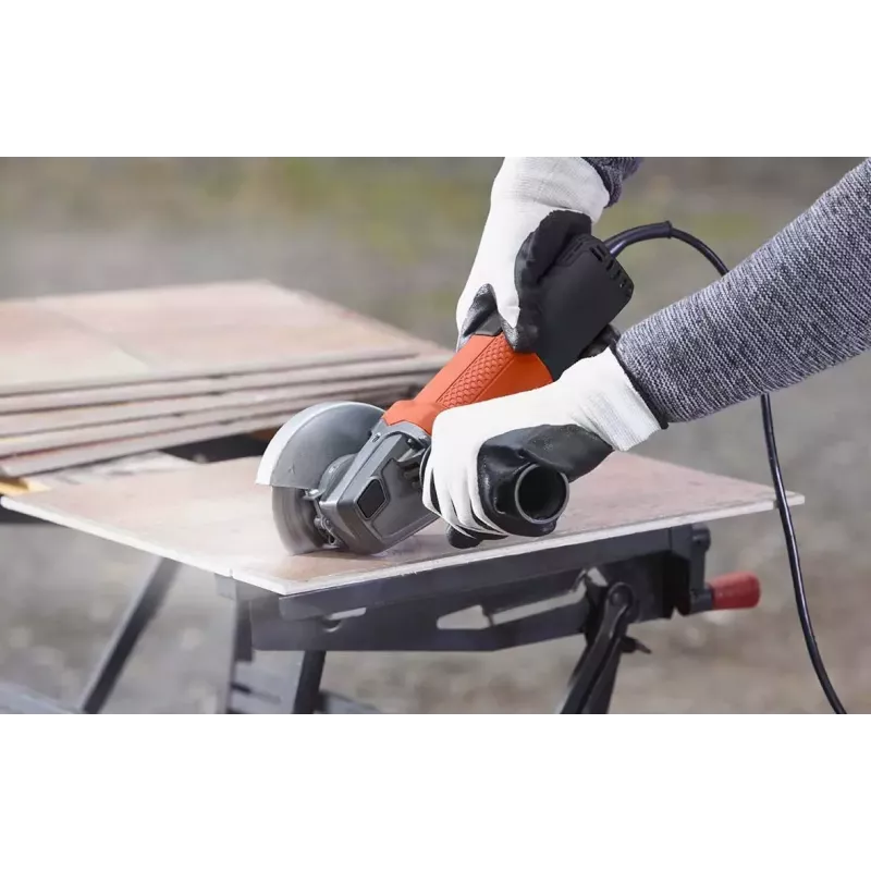 Leņķa slīpmašīna Black & Decker BEG110-QS