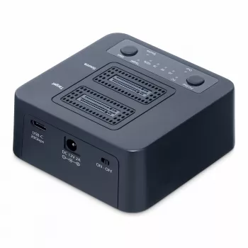 StarTech.com 1:1 M.2 NVMe disku dublikators, autonoms M.2 SSD klonētājs/kopētājs līdz 90GB/min, USB 3.2 20Gbps M.2 divu slotu disks, iekļauti USB-C/A kabeļi