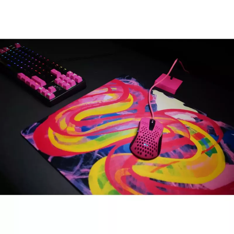 CHERRY XTRFY GP4 spēļu peles paliktnis (Street Pink, 460×400 mm)