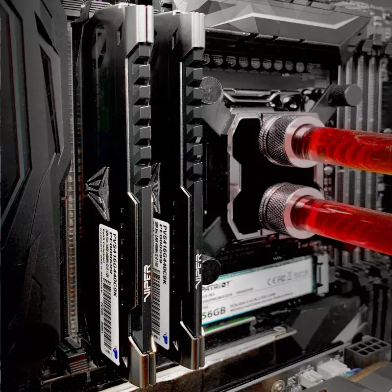 Atmiņas modulis Patriot Memory Viper Steel DDR4 8 GB 3600 MHz