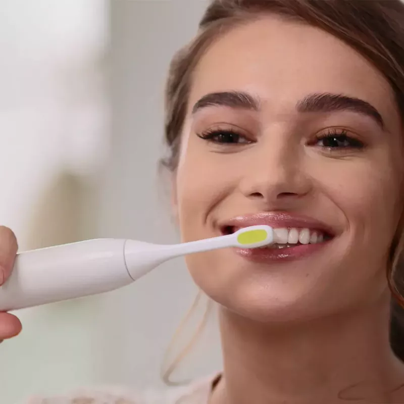 Vibrējoša zobu birste Silk'n ToothWave - Balta