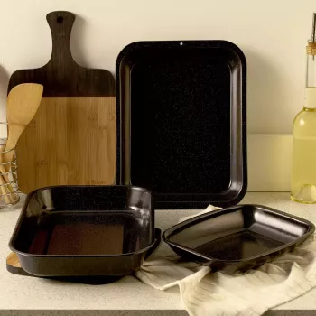 Russell Hobbs CW207011EU Cepešpanna un griešanas dēļu komplekts 3 gab.