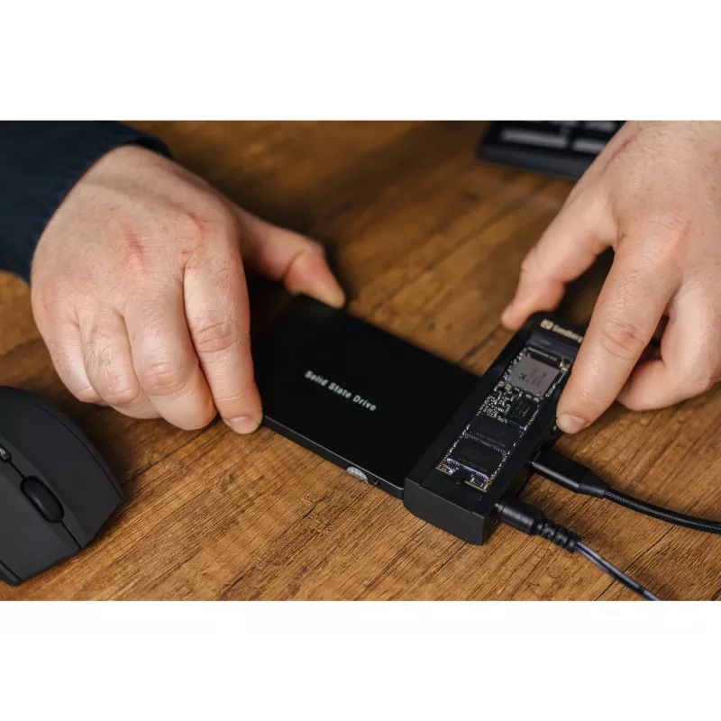 Sandberg USB 3.2 Klonētājs un Dokstacija M.2 NVMe, M.2 SATA un 2.5/3.5 collu SATA diskiem