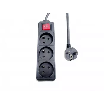 Microconnect MC-PSOO030150FRB pagarinātājs 1.5 m 3 kontaktligzdas Iekštelpām Melns