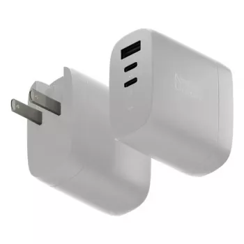 Ātrais GaN lādētājs Native Union Fast GaN Charger PD 67W Balts Intl 2C1A USB-C 2 porti 67W AC 100–240V aizsardzība pret pārstrāvu, pārspriegumu, pārkaršanu