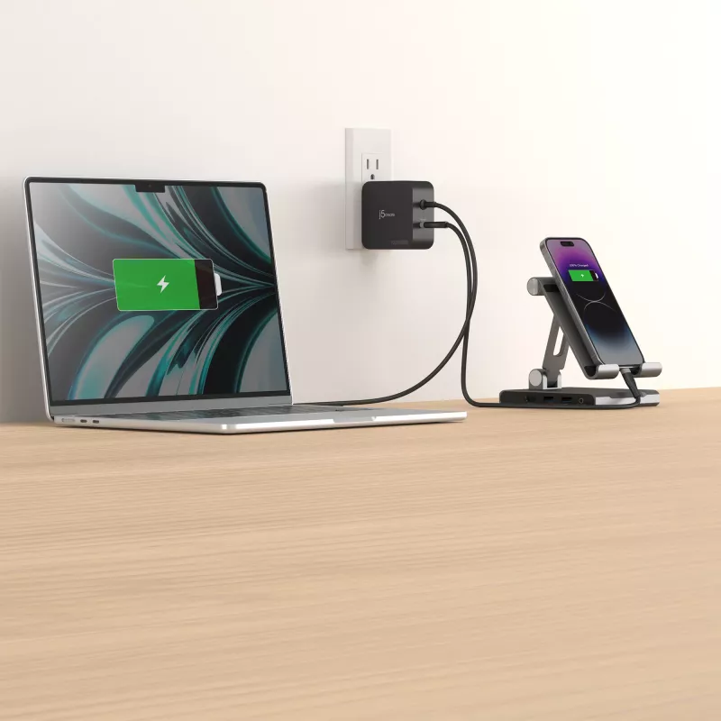 j5create 102W GaN PD USB-C 2 Portu Lādētājs ar Maināmiem Kontaktdakšiem
