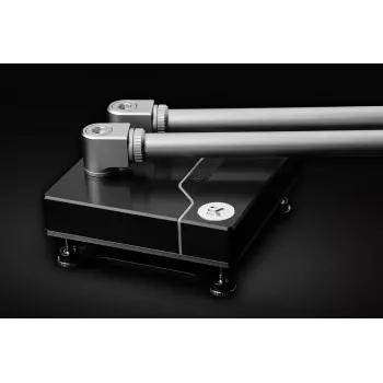 Savienotājelements datora dzesēšanas sistēmai EK Water Blocks — misiņš satīna tērauda/titāna apdare Ø16 mm augstums 11,5 mm