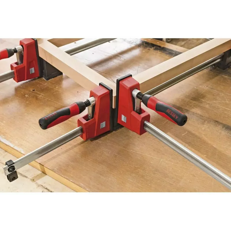 Bessey korpusa skava REVO KRE 1250/95 (modelis KRE125-2K) - regulējams 1250 mm stienis, 95 mm dziļums