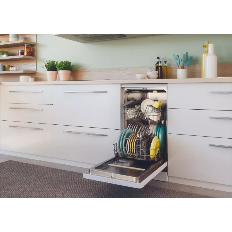 Brīvi stāvoša šaurā trauku mazgājamā mašīna CANDY Brava CDPH 2L1049W — 10 komplekti, 45 cm, 49 dB, E klase